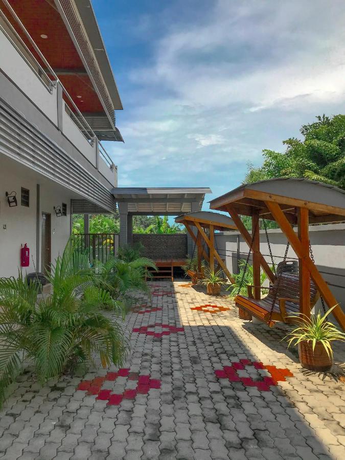 Norshah Village Resort Pantai Cenang  Exterior foto