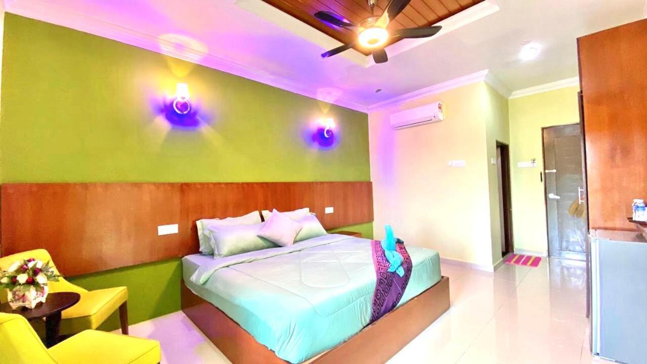 Norshah Village Resort Pantai Cenang  Exterior foto