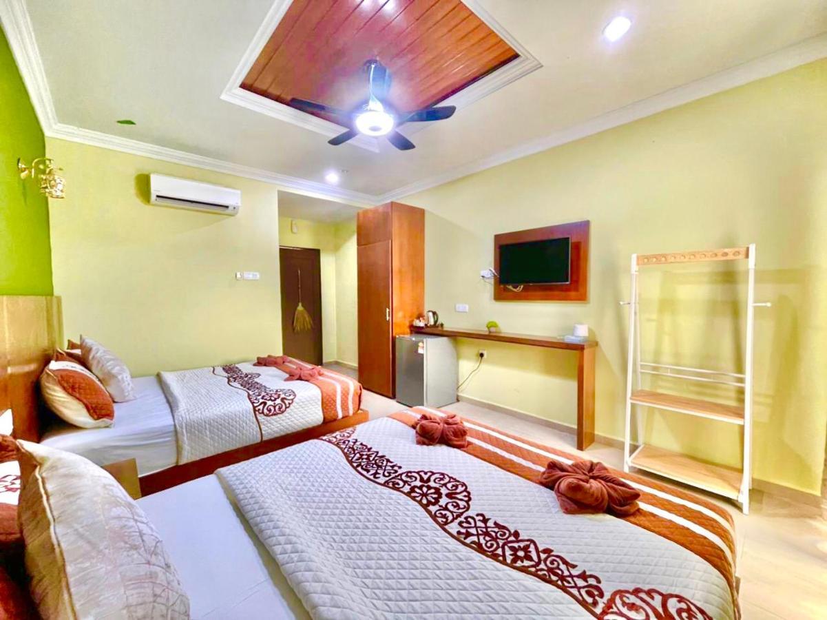 Norshah Village Resort Pantai Cenang  Exterior foto
