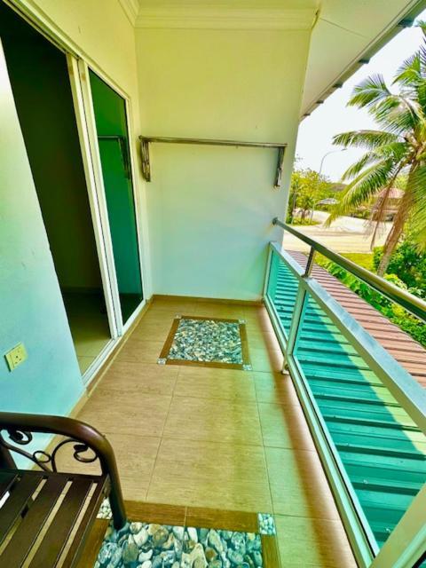 Norshah Village Resort Pantai Cenang  Exterior foto